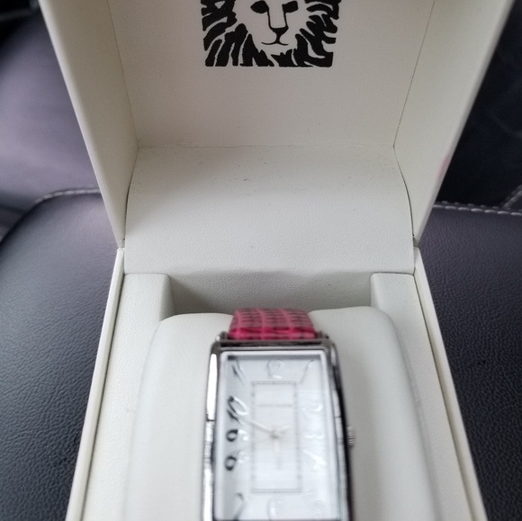 💖  Anne Klein watch - Picture 5 of 9